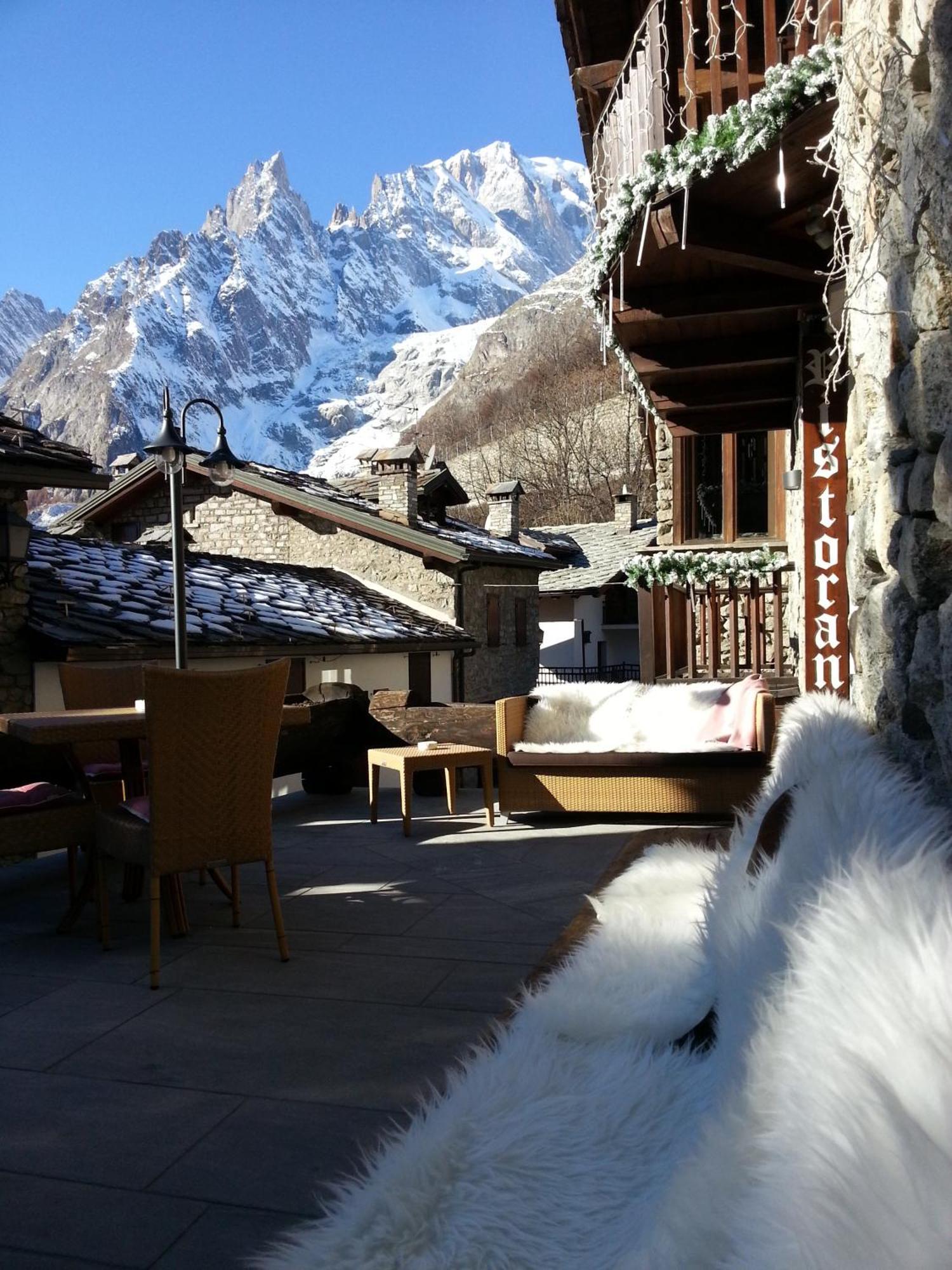 Hotel Pilier D'Angle & Wellness Courmayeur Exterior foto
