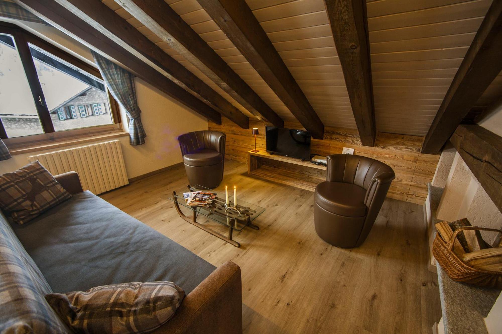 Hotel Pilier D'Angle & Wellness Courmayeur Exterior foto