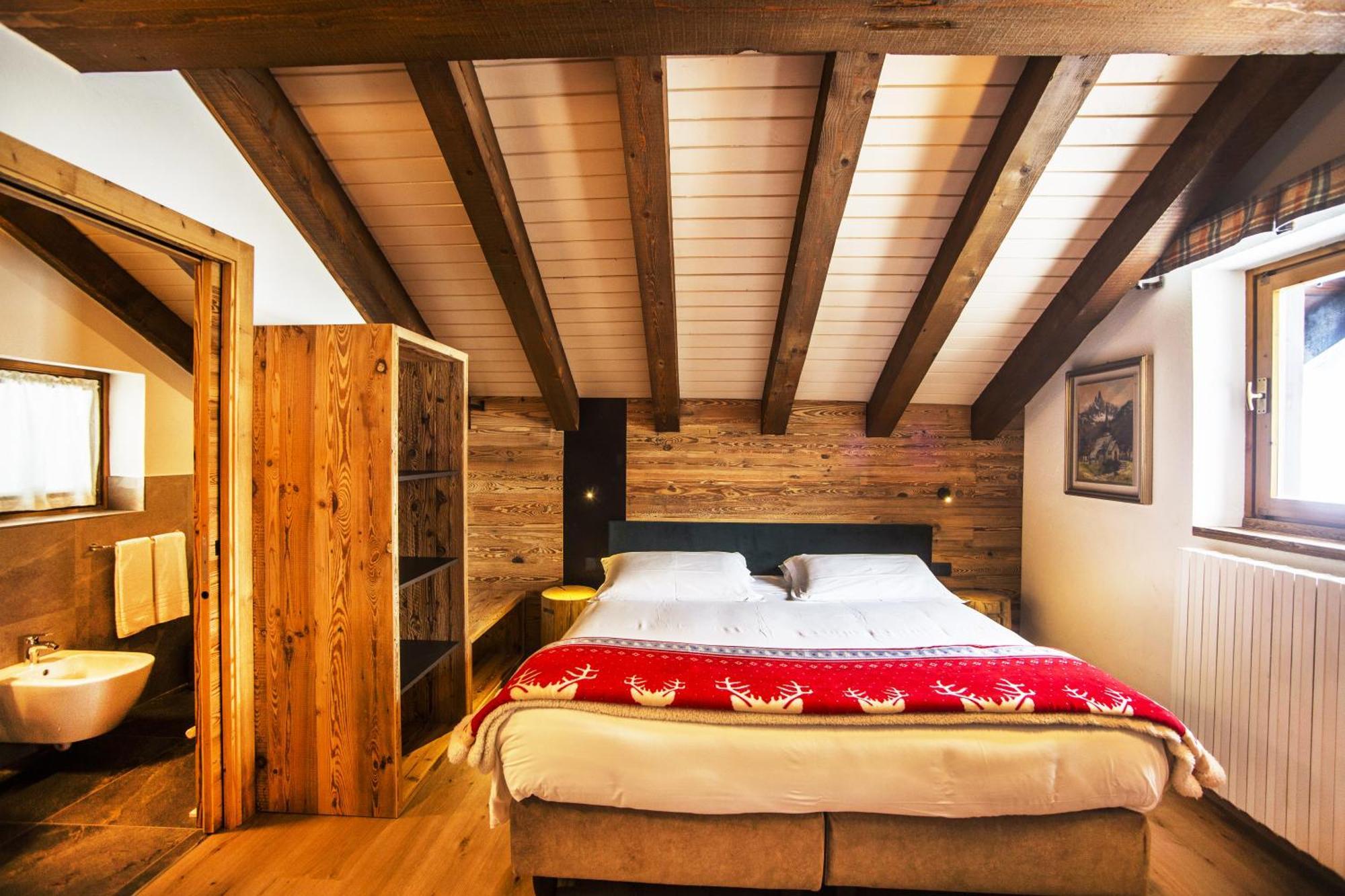 Hotel Pilier D'Angle & Wellness Courmayeur Exterior foto