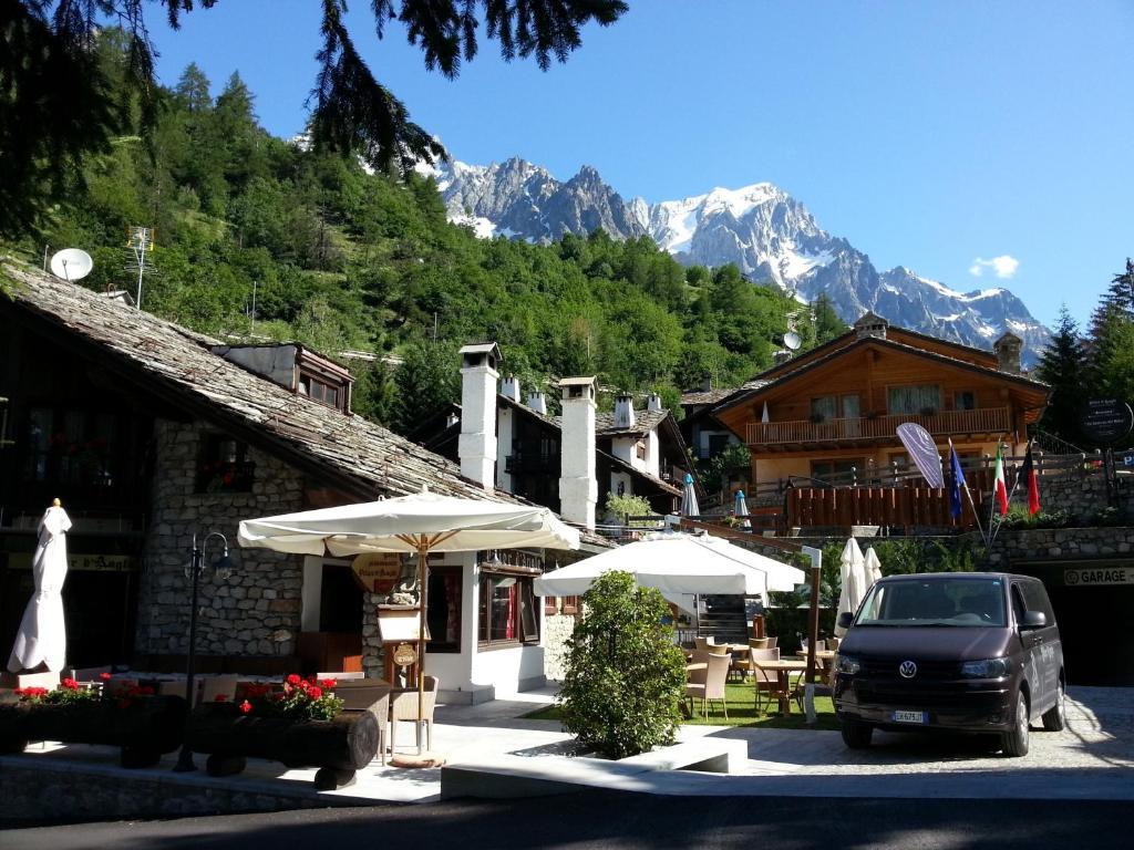 Hotel Pilier D'Angle & Wellness Courmayeur Exterior foto