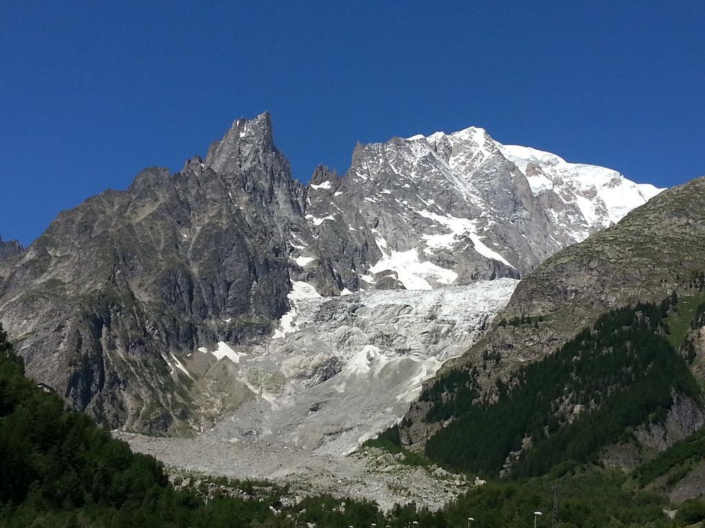 Hotel Pilier D'Angle & Wellness Courmayeur Exterior foto
